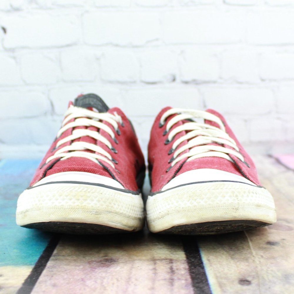 CONVERSE Chuck Taylor Low Top Sneakers Size 10 - Picture 4 of 9